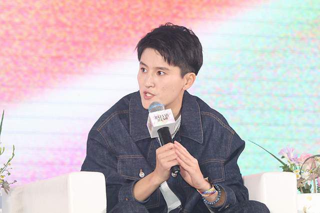 精品一区二区国语对白